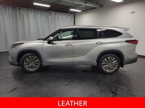 2021 Toyota Highlander Platinum