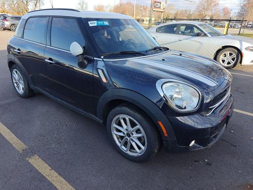 2015 MINI Countryman Cooper S