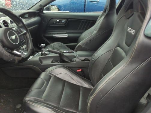 2017 Ford Mustang EcoBoost Premium