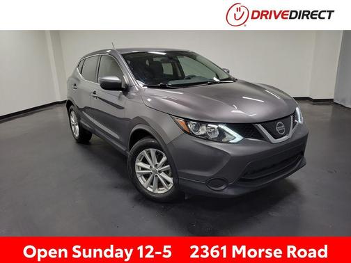 Gun Metallic 2018 Nissan Rogue Sport S