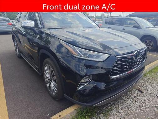 2023 Toyota Highlander Platinum