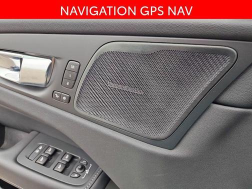 Denim Blue Metallic 2022 Volvo XC60 B5 Inscription