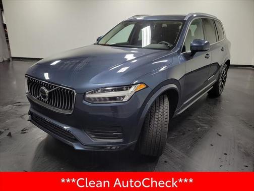 2020 Volvo XC90 T6 Momentum