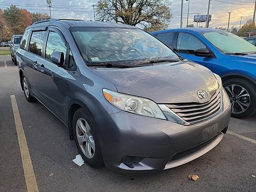 Predawn Gray Mica 2015 Toyota Sienna LE