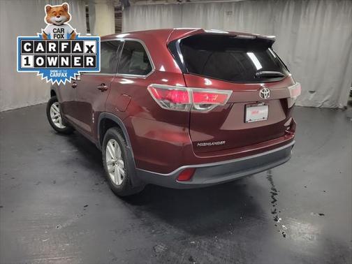 2015 Toyota Highlander LE