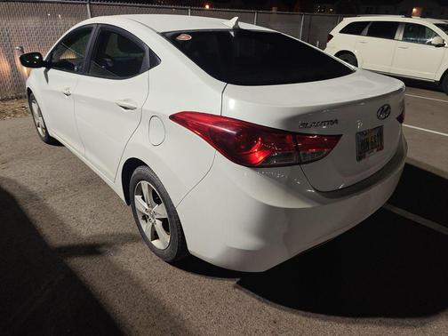 2011 Hyundai ELANTRA GLS