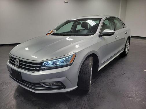 2017 Volkswagen Passat 1.8T SEL Premium
