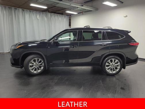 2022 Toyota Highlander Hybrid Limited