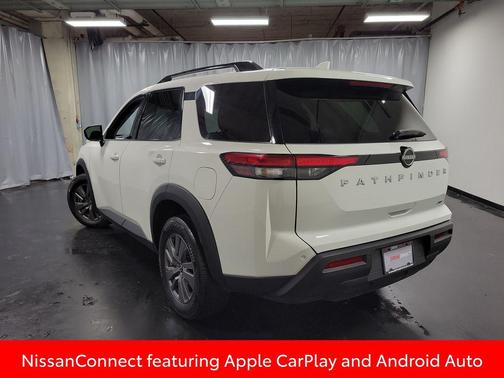 Glacier White 2025 Nissan Pathfinder SV 4WD