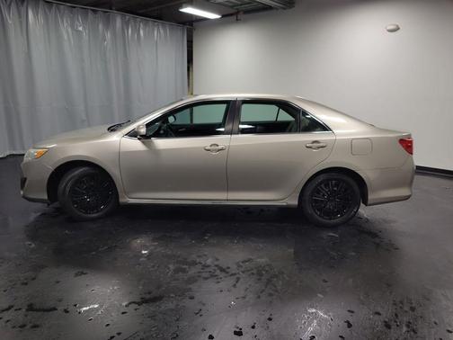 2013 Toyota Camry LE