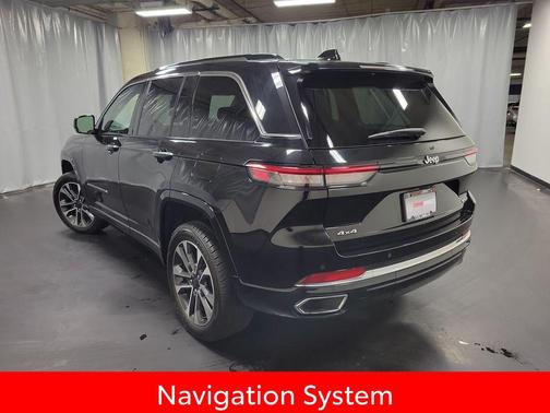 2022 Jeep Grand Cherokee Overland