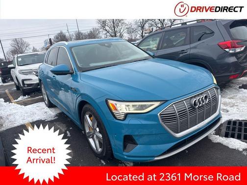 2019 Audi e-tron Premium Plus
