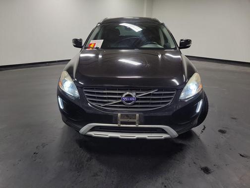 2017 Volvo XC60 T6 Dynamic
