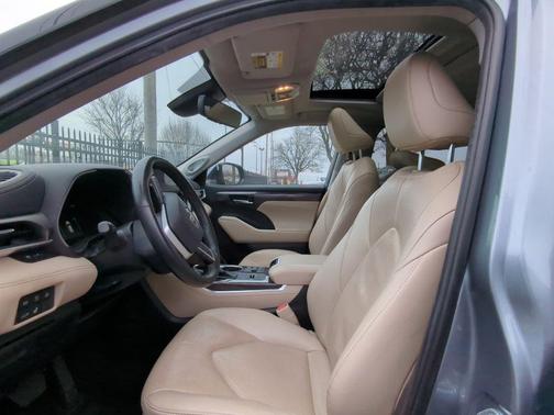 2023 Toyota Highlander Hybrid Limited
