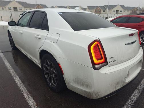2017 Chrysler 300 S