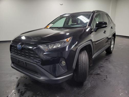 2020 Toyota RAV4 Hybrid LE