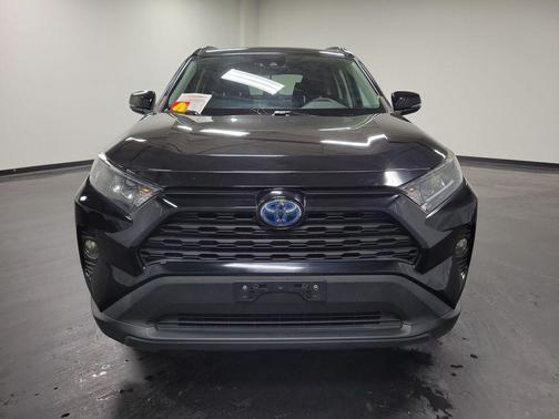 2020 Toyota RAV4 Hybrid LE