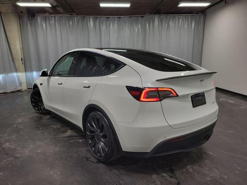 2021 Tesla Model Y Performance Dual Motor All-Wheel Drive
