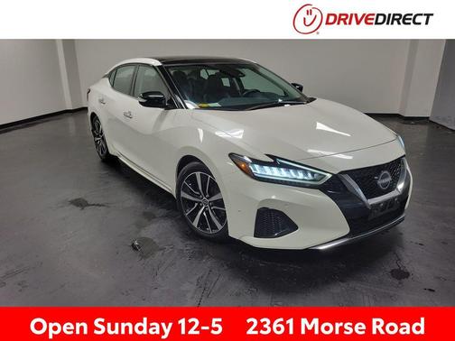 Pearl White TriCoat 2023 Nissan Maxima SL