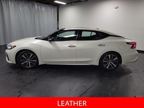 Pearl White TriCoat 2023 Nissan Maxima SL