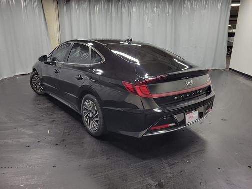 2023 Hyundai SONATA Hybrid SE