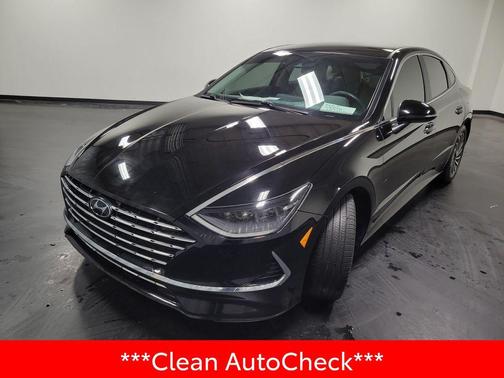 2023 Hyundai SONATA Hybrid SE