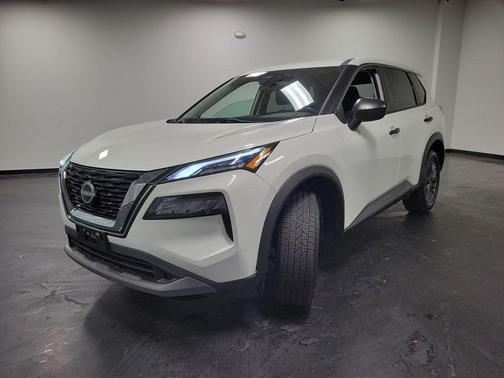 Glacier White 2022 Nissan Rogue S