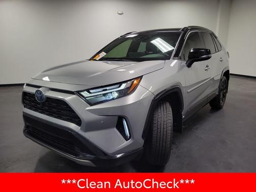 2024 Toyota RAV4 Hybrid SE