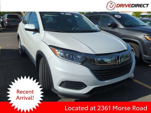 Platinum White Pearl 2020 Honda HR-V LX