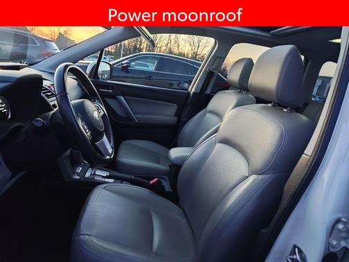 Crystal White Pearl 2018 Subaru Forester 2.5i Limited