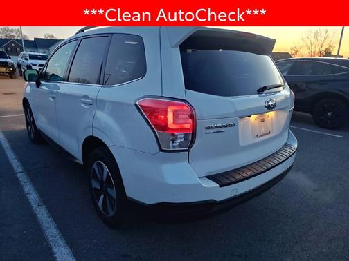 Crystal White Pearl 2018 Subaru Forester 2.5i Limited