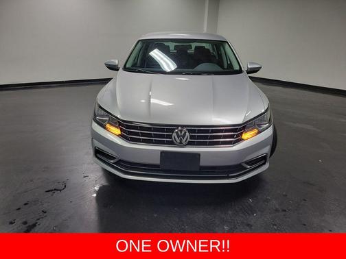 Reflex Silver Metallic 2016 Volkswagen Passat 1.8T S