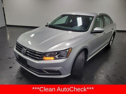 Reflex Silver Metallic 2016 Volkswagen Passat 1.8T S