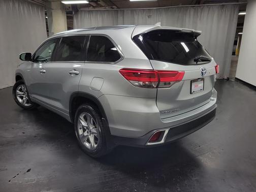 2018 Toyota Highlander Hybrid Platinum