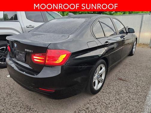 Black Sapphire Metallic 2015 BMW 320 i
