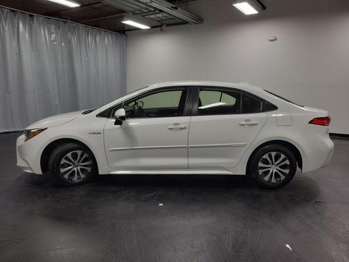 2020 Toyota Corolla Hybrid LE