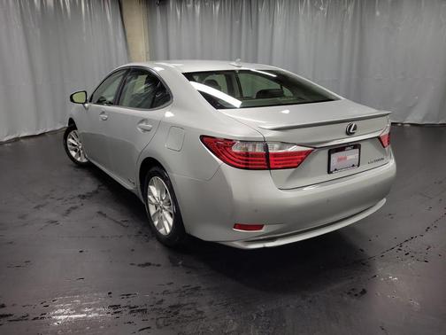 2014 Lexus ES 300h Base