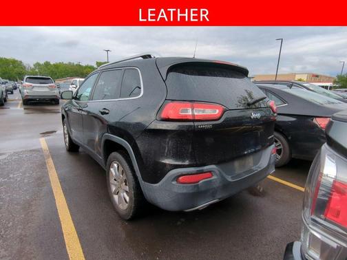 Brilliant Black Crystal Pearlcoat 2016 Jeep Cherokee Limited