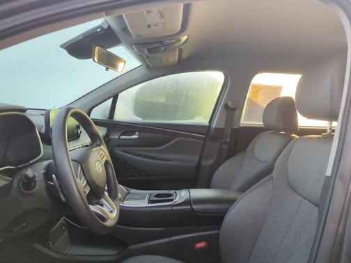 2021 Hyundai SANTA FE SE