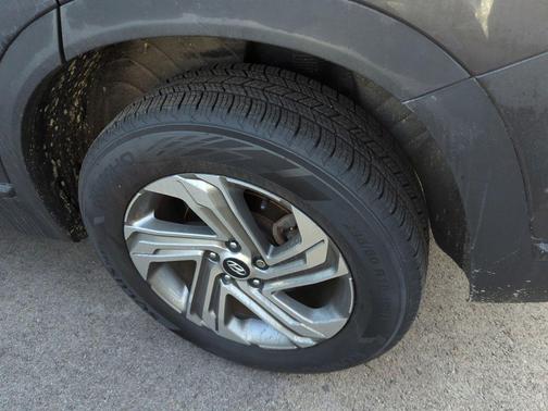 2021 Hyundai SANTA FE SE