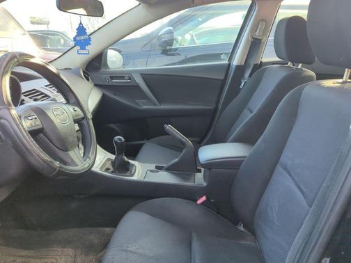 2011 Mazda Mazda3 i Touring