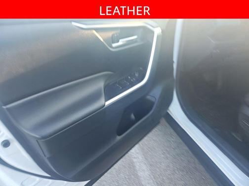 Wind Chill Pearl 2023 Toyota RAV4 XLE Premium