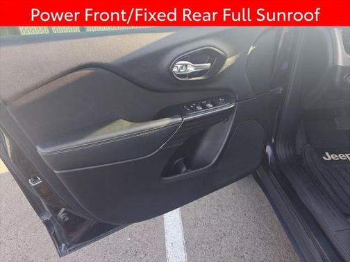 2016 Jeep Cherokee Altitude