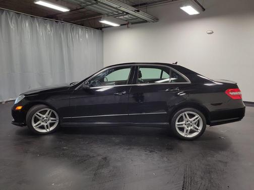 2013 Mercedes-Benz E-Class 4MATIC