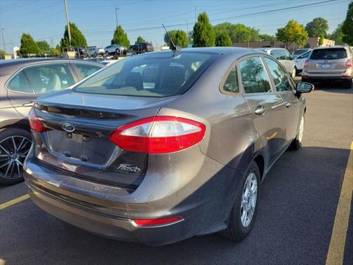 2015 Ford Fiesta SE
