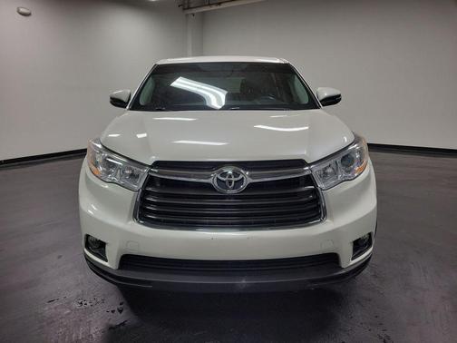 2015 Toyota Highlander LE
