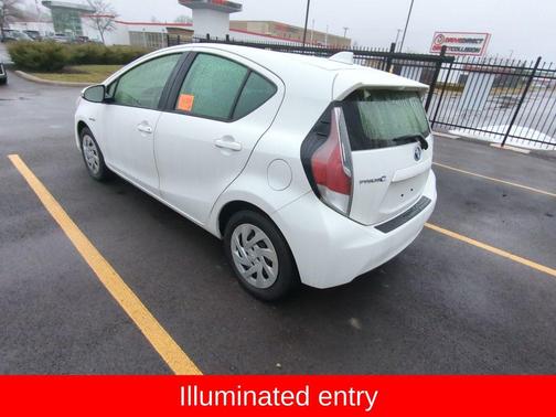 2016 Toyota Prius c Two