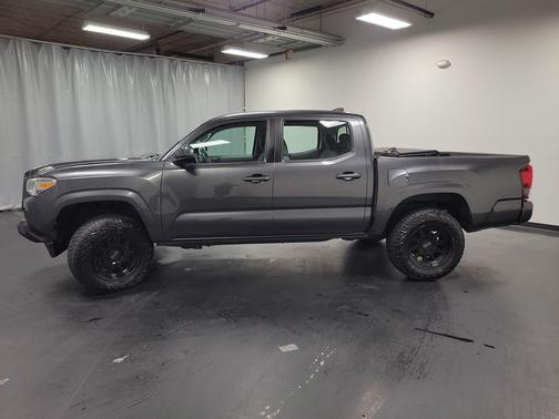 2018 Toyota Tacoma SR
