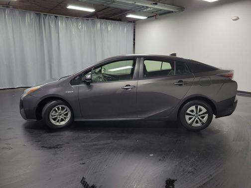 Magnetic Gray Metallic 2016 Toyota Prius Two Eco