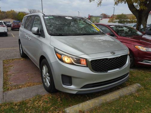 2017 Kia Sedona LX